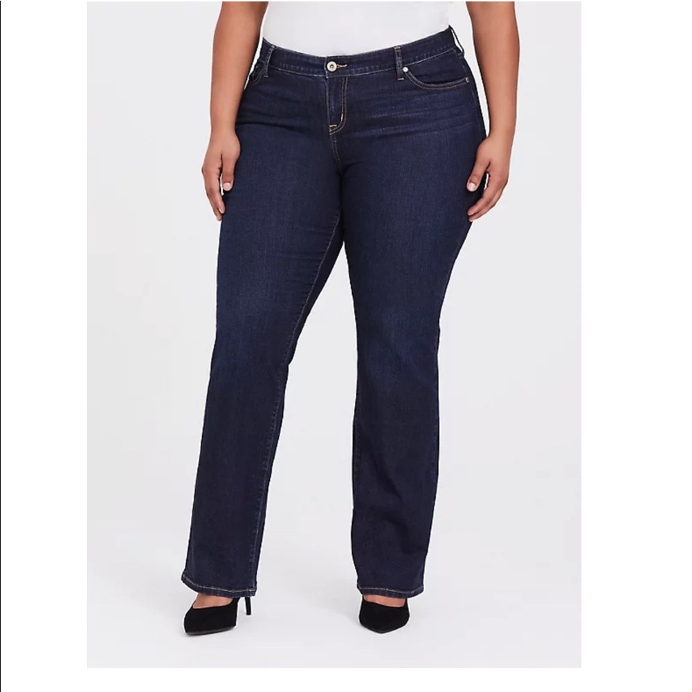 Torrid relaxed boot jean vintage stretch dark wash